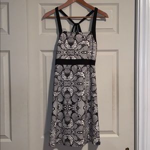 Black and White Floral Yoga/Performance Dress